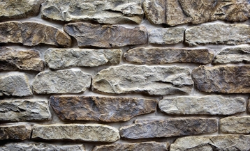 Betonový obklad MARMARIS je vyrobený na bázi probarveného betonu, který je pro svou odolnost určený  i k externímu použití.